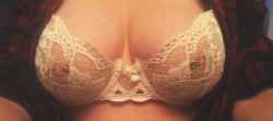 herpalepalace:  Feeling sexy in my Victoria’s Secret delicate