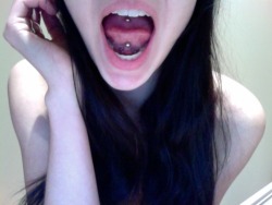 pale-h0m0s:  ♡♡♡♡♡