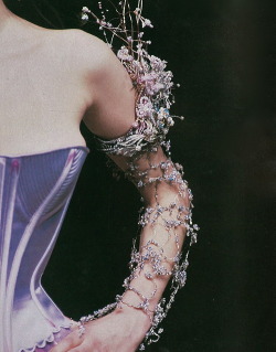 Runway Details, Christian Lacroix Haute Couture 1998 