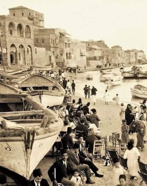 Jaffa city in 1923, before the occupation. Nudes & Noises