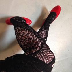 hoseb4bros:  These are my new favorite #fishnets #tights #hosiery