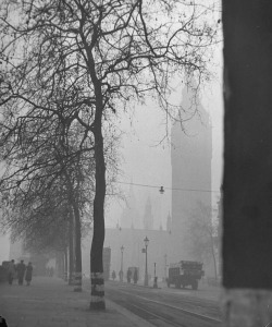 undr: Tony Linck. A view of a fog drenched London street. 1946
