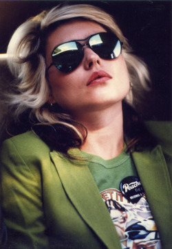 fuckyeahhotactress:  Debbie Harry 