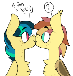 mickearts: they dont know what a kiss is really but they tried!