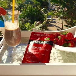 Enjoying my post workout #MateFit smoothie!❤️ 5 strawberries,