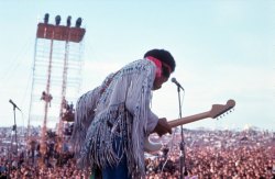 the-jimi-hendrix-experience:  Jimi Hendrix performing at Woodstock,