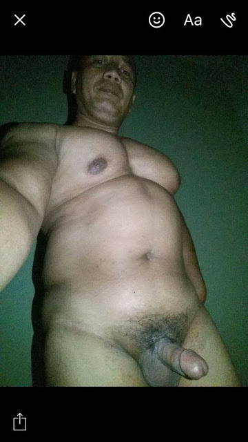anakjatimelaka:  daddyloverfan:  hot daddy 