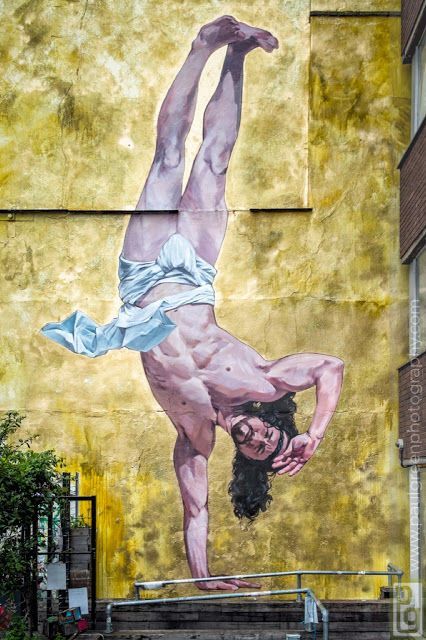 s0irenic:Jesus Breakdancing - Mural in Bristol - COSMO SARSON