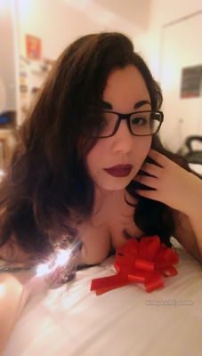 kinkywaifu:  🎁 Santa’s Little Helper 🎁Even though you’ve