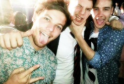 slutzouis:  One Direction Drunk Memories : 23/05/13 - Madrid.