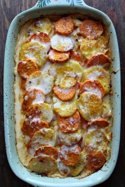 craving-nomz:  Pumpkin Scalloped Potatoes