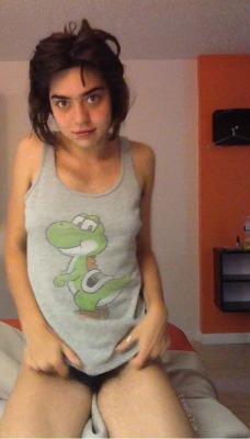 phoenixfloe:  Rolling around in bed with Yoshi was a joy this