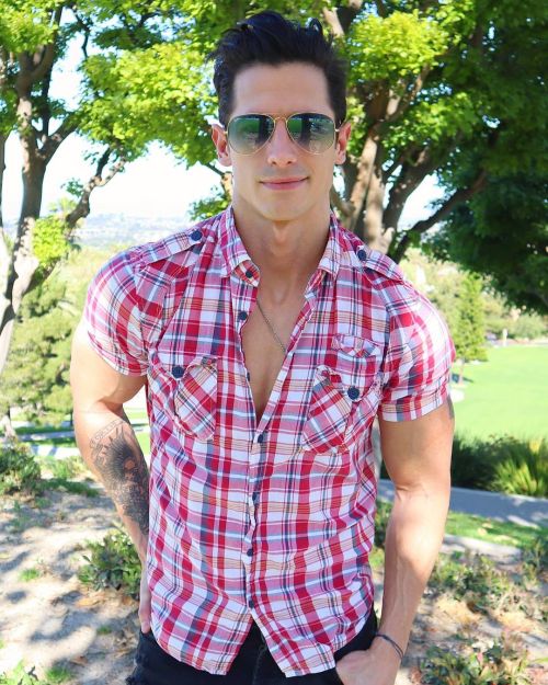i-love-bad-boys-madly:  ❤️😈