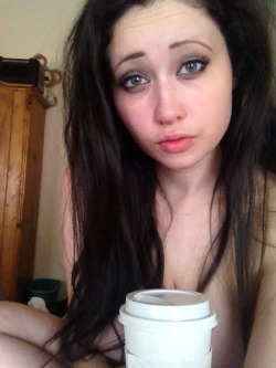 teenxxxidle:  Thanku for censoring my boobies latte