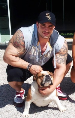 jacked-bodybuilders:  Samuel Vieira 