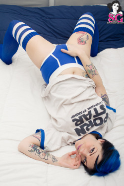 sglovexxx:  Riae Suicide