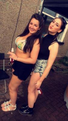 chavslutsandslags:  Dirty Chav Sluts!