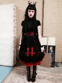 putridpink:  gothic-culture:   ✞ Boo wearing Scarytales Blasphemy