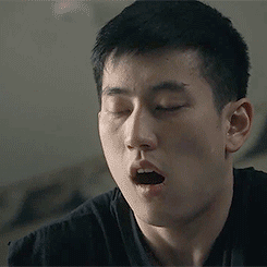 kuaytalk:  moreasiansplease:  http://www.queerclick.com/asians/images/2013/02/jake-choi-4.gif