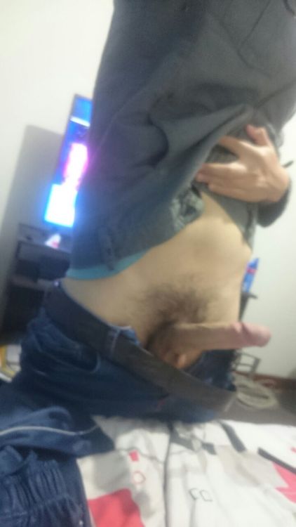 alex24laserena:  Que es  rico este panjedo y dice ser hetero pero me.manda estas fotos al wps xd
