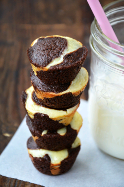 prettyboyfood:  verticalfood:  Cheesecake Brownie Bites  More