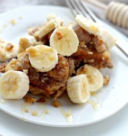 cake-stuff:  Crockpot Creamy Banana French Toast More cake &