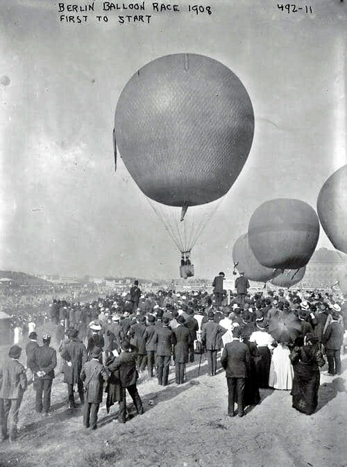Course de ballons, Berlin, 1908.