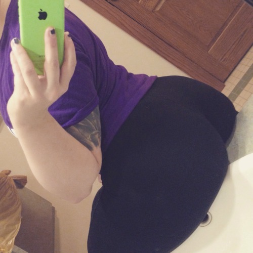 tattooedpinupgal:  My booty 