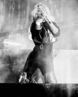 ladygagaexplore:New photo of Lady Gaga performing at Coachella