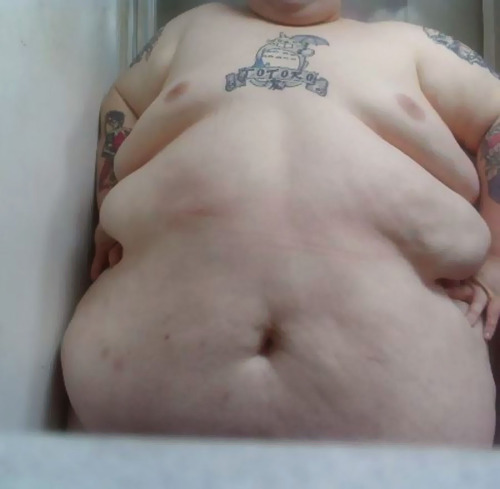 superchubby:  13-12-53  Grow him bigger and watch those tats streeeeeeeetch….