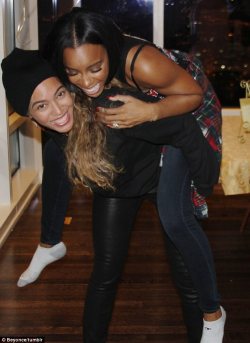 drspex:  jeriberri:ohmygooeies:Black Celebrity Friendships <3Love