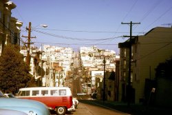 fifties-sixties-everyday-life:  San Francisco, 1969.