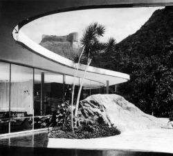 neo-catharsis:Oscar Niemeyer, House at Canoa, Rio de Janeiro,