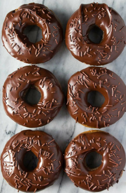 verticalfood:  Baked Mocha Doughnuts 