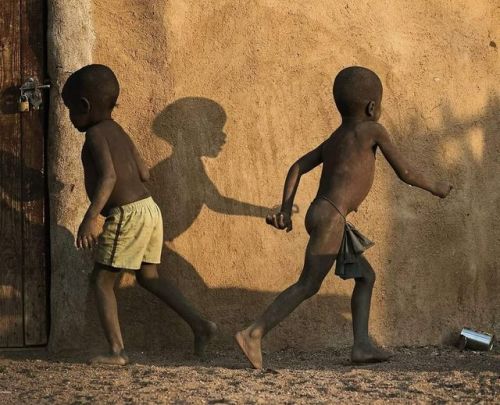 Hand in hand with your shadow - Namibia - Chris McLennan Nudes