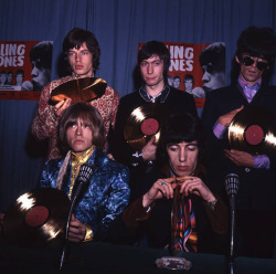 stratfenders:  The Rolling Stones during the press conference