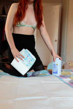 missbennieandthejets: Let’s get that diaper changed, little