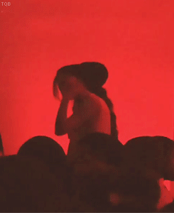thequeenbey:  Drunkyoncé attempting to fix her hat. 