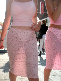 voyeur-voyeur:  The voyeur formula: You can see through her skirt