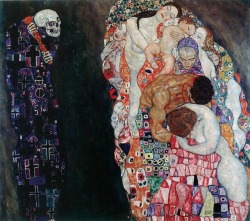 dianajeano:  art-is-art-is-art:  Death and Life, Gustav Klimt   Iâ€™ve never seen this Gustav Klimt painting. I think itâ€™s now my favorite of his.