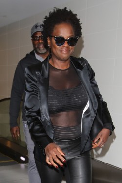 pussy-and-pizzza-x:  spoonmeb: celebsofcolor: Viola Davis at