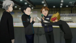 clewofstrawberry:  TRY TO TELL ME THAT VIKTOR WASN’T JEALOUS/I