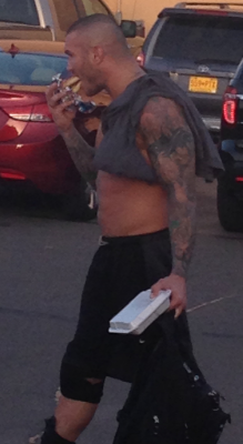 heartbreakr0llins:  litahalford:  heres randy orton eatin a cheeseburger