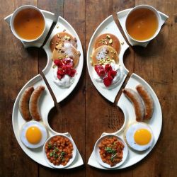 chubbyant:  boredpanda:    Loving Man Makes Symmetrical Breakfasts