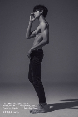 wes2men:  최대수 - Choi Dae Su is photographed by Hazzii