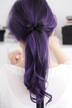 thewordgirl1:  Deep purple hair 