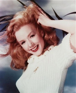  Piper Laurie 