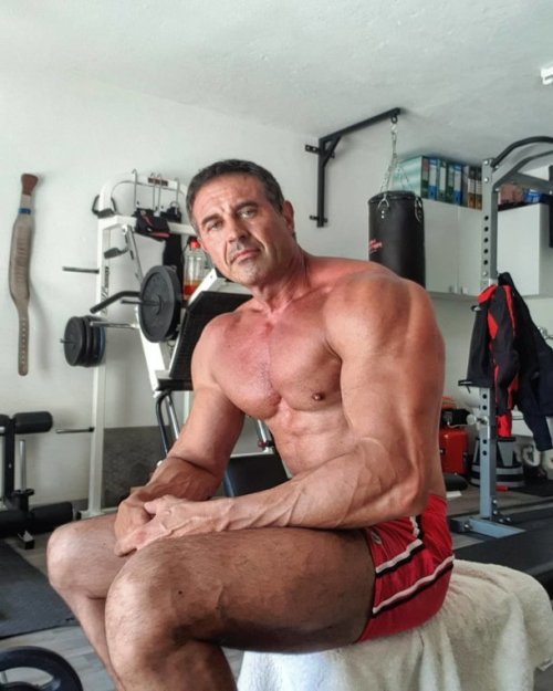 hot-sportsmen:  Reblog! (Submit here)  