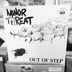 vinylfy:  Minor Threat - Out of Step, at @sweatrecords #vinyl