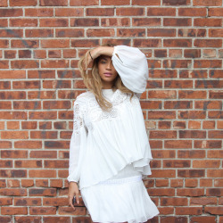 freekumdress:  beyonce:  see more on www.beyonce.com   where’s